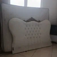 تخت و تشک کارگرده