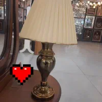 آباژور کنار تختی