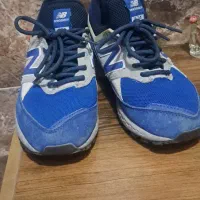 کتونی new balance