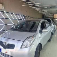 تویوتا یاریس هاچ بک اتومات دو برگ سند خیلی تمیز