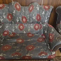 یه دست مبل راحتی