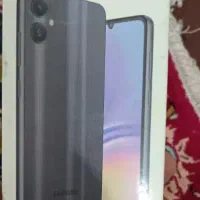 گوشی سامسونگ با گوشی چهار سیل کارت خور