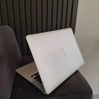 لپ تاپ اپل در حد آک
