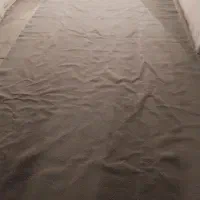 یک عدد موکت به ابعاد۳/۷۰×۲ طوسی رنگ طرحدار