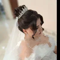 تخفیف ویژه شنیون و میکاپ عروس و همراهی