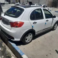 کویک r مدل۹۹ بی رنگ  شاسی سالم