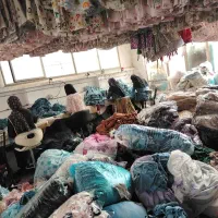 کارگاه خیاطی برشکار و بردست اقاو کارگاه بیرون بر