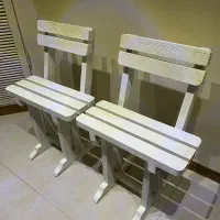 ۲ عدد صندلی چوبی ۵ تومن