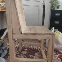 صندلی چوبی