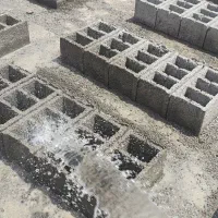 نیازمند کارگر بلوک زن