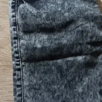 شلوار|لباس|شیراز, فرگاز|دیوار