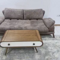 مبلمان و میز جلو مبلی