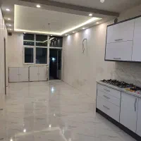 آپارتمان همکف ۸۰ متر موقعیت اداری خ هاشمی ۲۱ متری