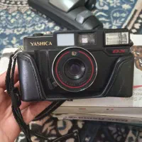 دوربین قدیمیYASHICA