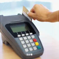 مغازه-14-متری-در-محله-شلوغ-و-پرتردد