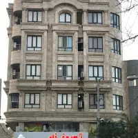 ۱۳۵ متر
