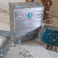 سه عدد ظروف ۲تومن با هم بخاطر کمبود جا تو خونه