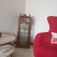 ویترین کنارمبلی