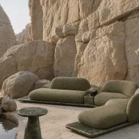 فروشنده خانم