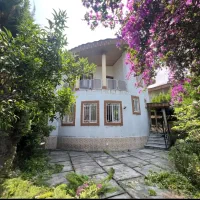 ویلا ۲۴۰ زمین ۱۸۰ بنا ۳ خواب سند تک برگ بندپی