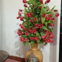 درختچه مصنوعی 150گل لاله قرمز با گلدان