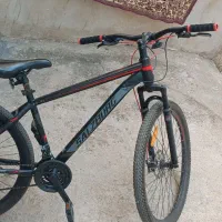 فروش یک عدد دوچرخه ی در حد نو