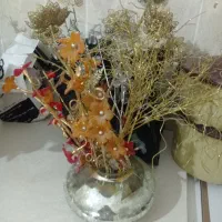 کل و گلدان