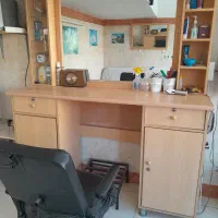 میز آرایشگاه مردانه