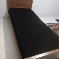 تخت درحدنو