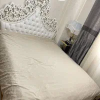 تخت دو نفره و کمد و دراور