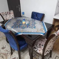 میز ناهار خوری ۴نفره به همراه ۴عدد صندلی کارکرده