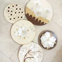 بشقاب دیوارکوب برجسته
