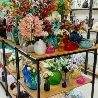 فروش انواع مجسمه گل و گلدان به قیمت عمده