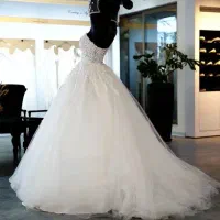 منشی و دستیار خانم و آقا مجرد