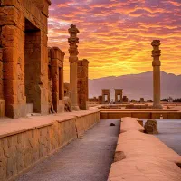 مسافراز سنقر به سمت تهران وکرج روز یک شنبه