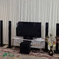 سینما خانواده ۵ باند و یک گومباکس