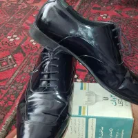 کفش چرمی خیلی کم پوشیدم ۶۵۰۰خریدم