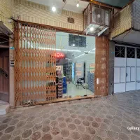 مغازه 100 متر.ابتدای خیابان مطهری