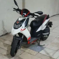 آپریلیا 150 چهار زمانه