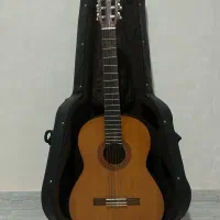 گیتار یاماها c-40
