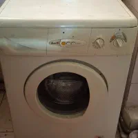 ماشین‌ لباس شویی