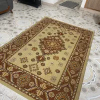 تعدادی وسایل منزل گلیم فرش پایه گلدان سینی