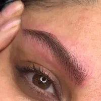 میکروبلیدینگ ابرو نچرال وبروز