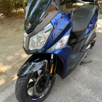 J200