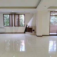 135 مترخوش نقشه و دارای کلیه امکانات رفاهی