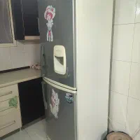 یخچال وستا