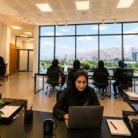 استخدام خانم برای پشتیبانی مشتریان ۳۰ میلیون
