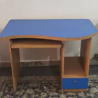 میز کامپیوتر سالم