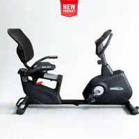 دوچرخه ثابت خانگی نشسته