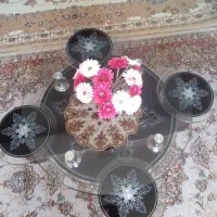 میزه عسلی جلوی مبلی